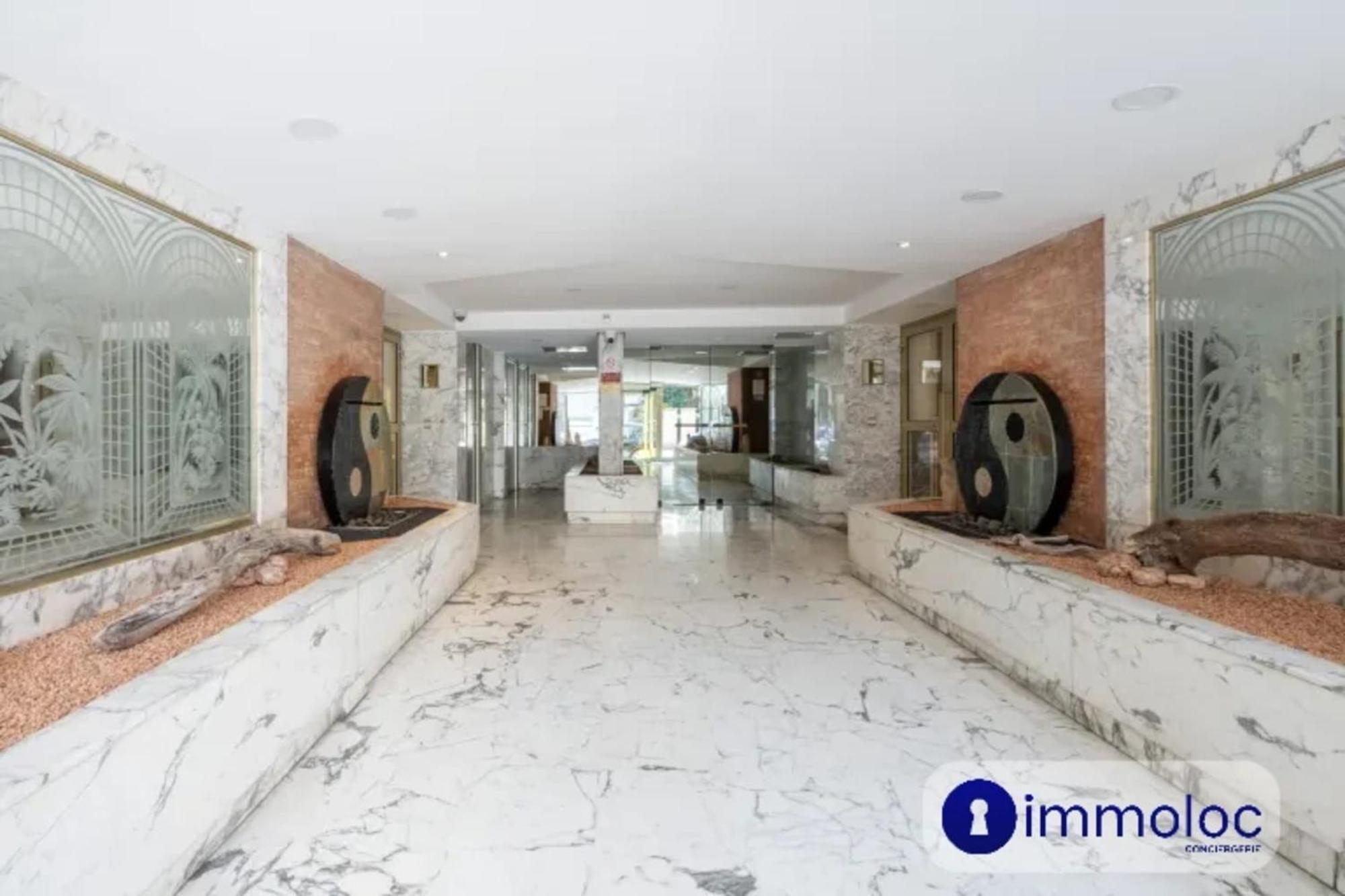 Air-Conditioned Apartment With Terrace Sea View ニース エクステリア 写真